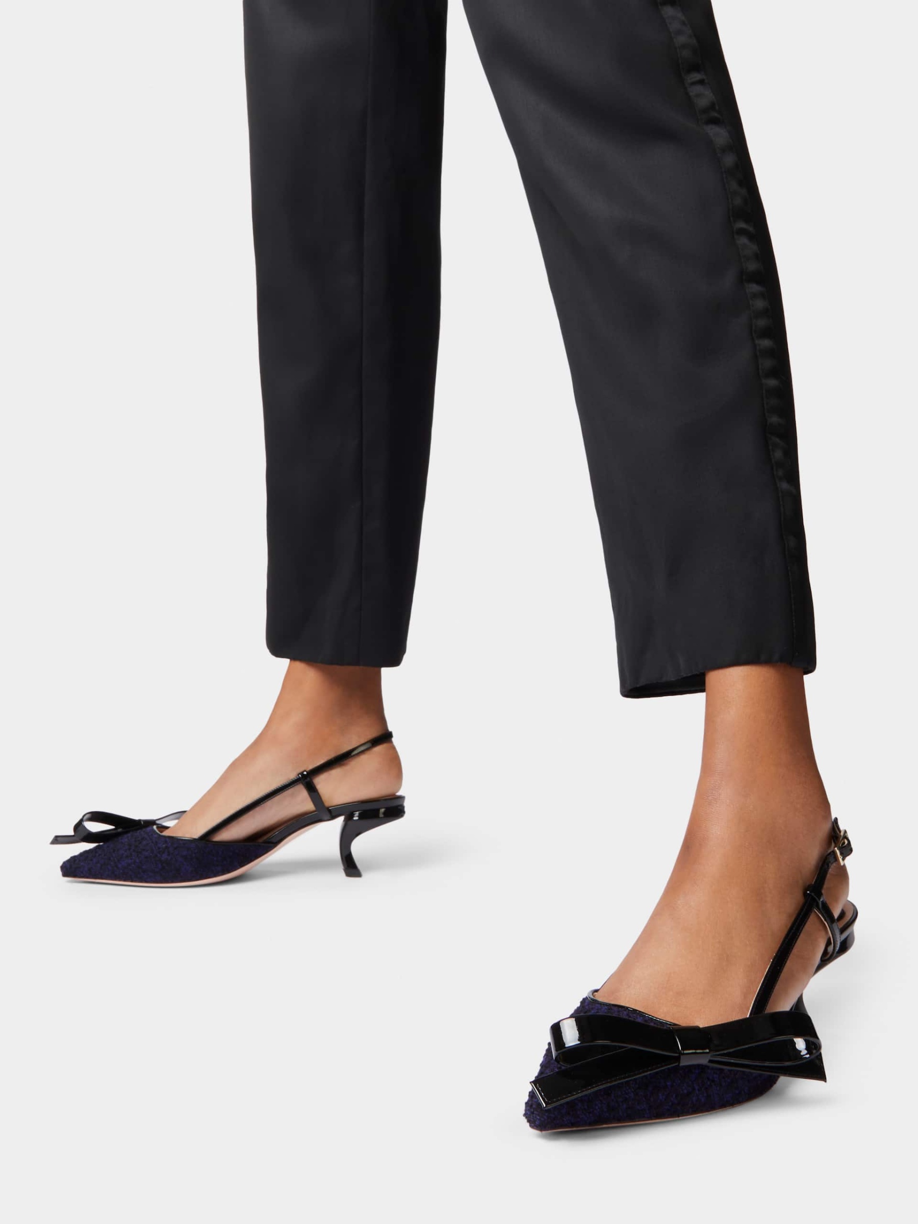 「ヴィルギュル」ボウ ファブリック スリングバック パンプス 55 mm ブルー, ブラック