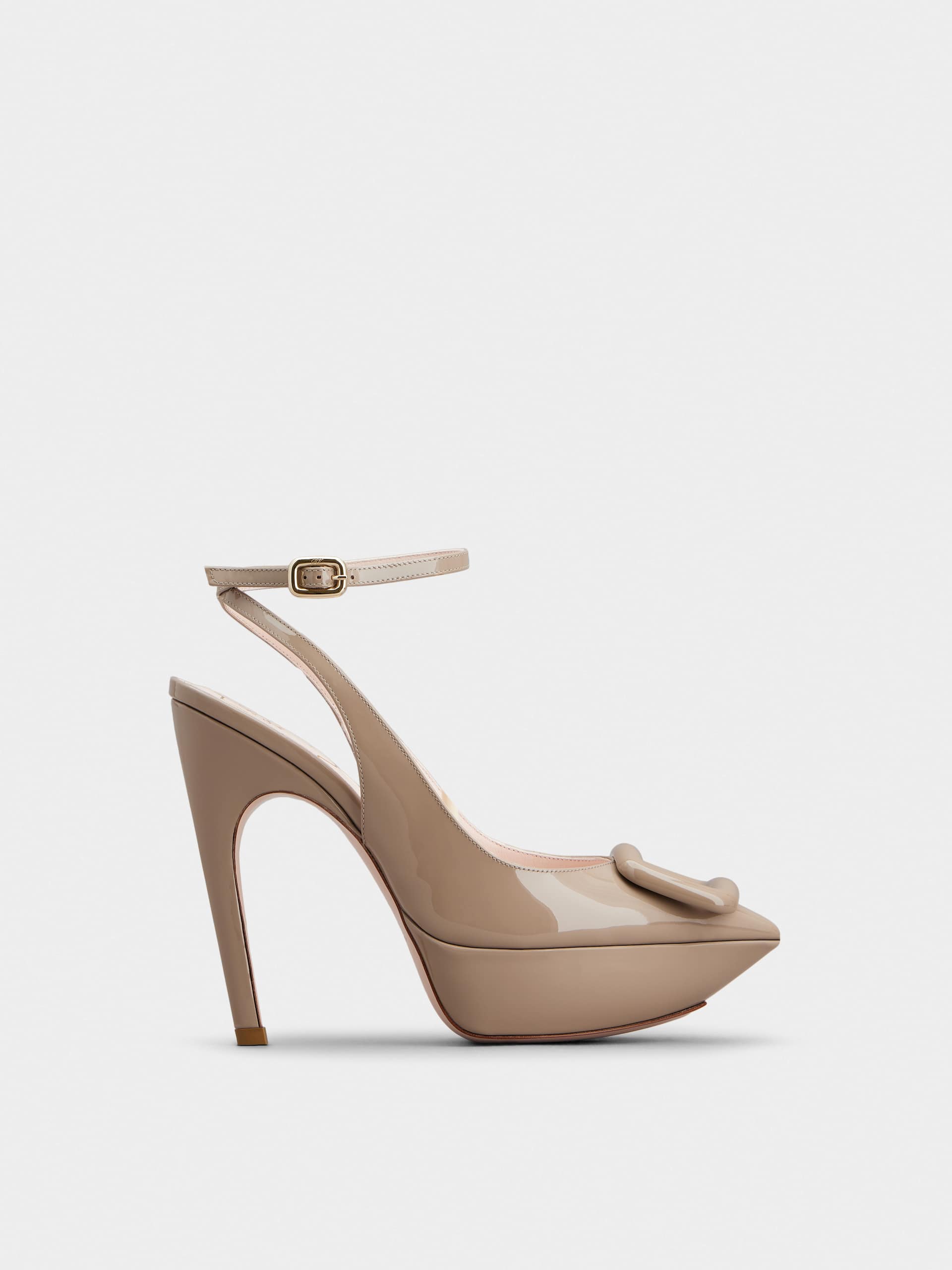 「ヴィヴ ショック」ラッカード バックル パテントレザー スリングバック パンプス 125 mm ベージュ