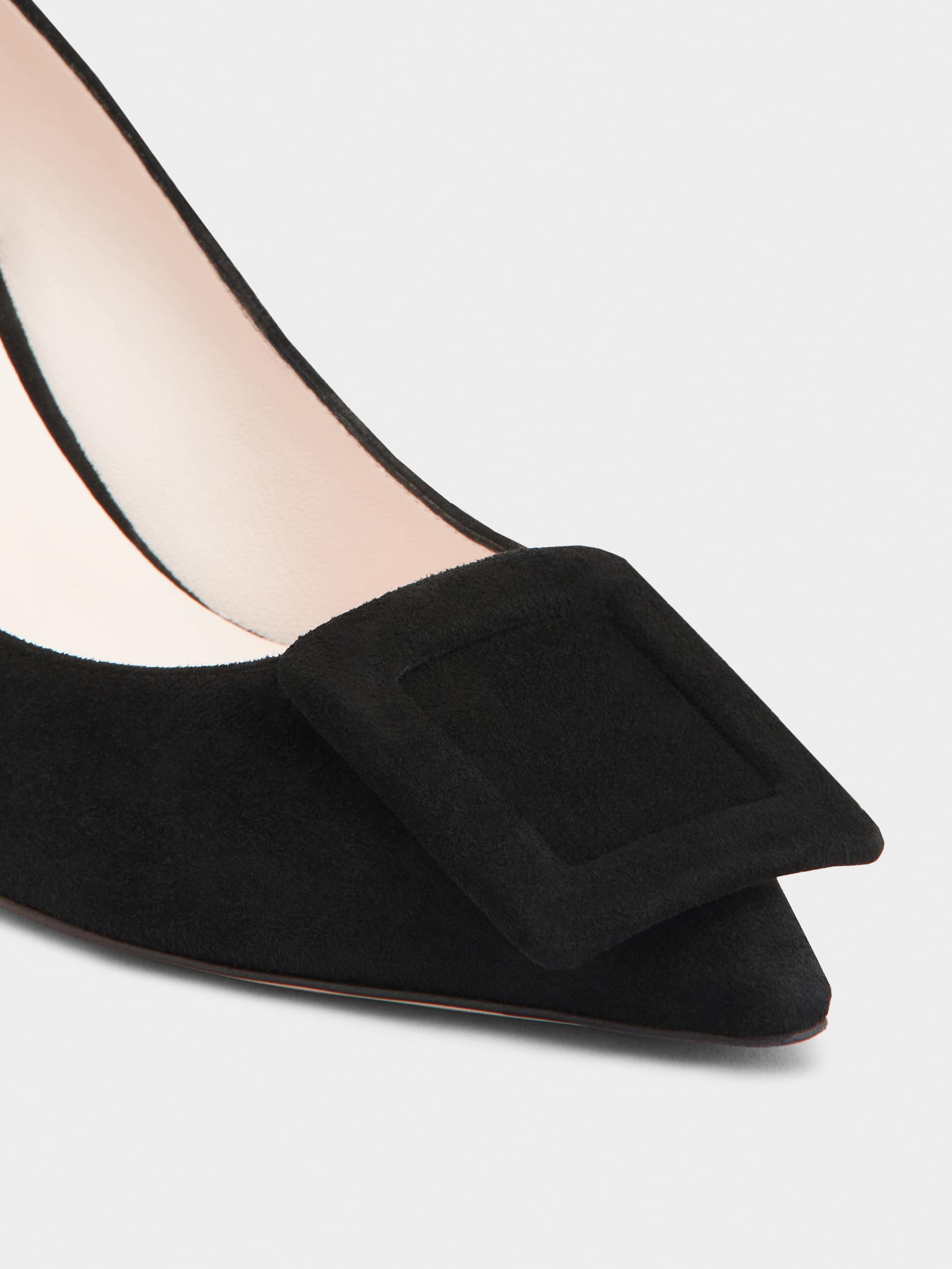 「ヴィヴ イン ザ シティ」 スエード パンプス 65 mm ブラック