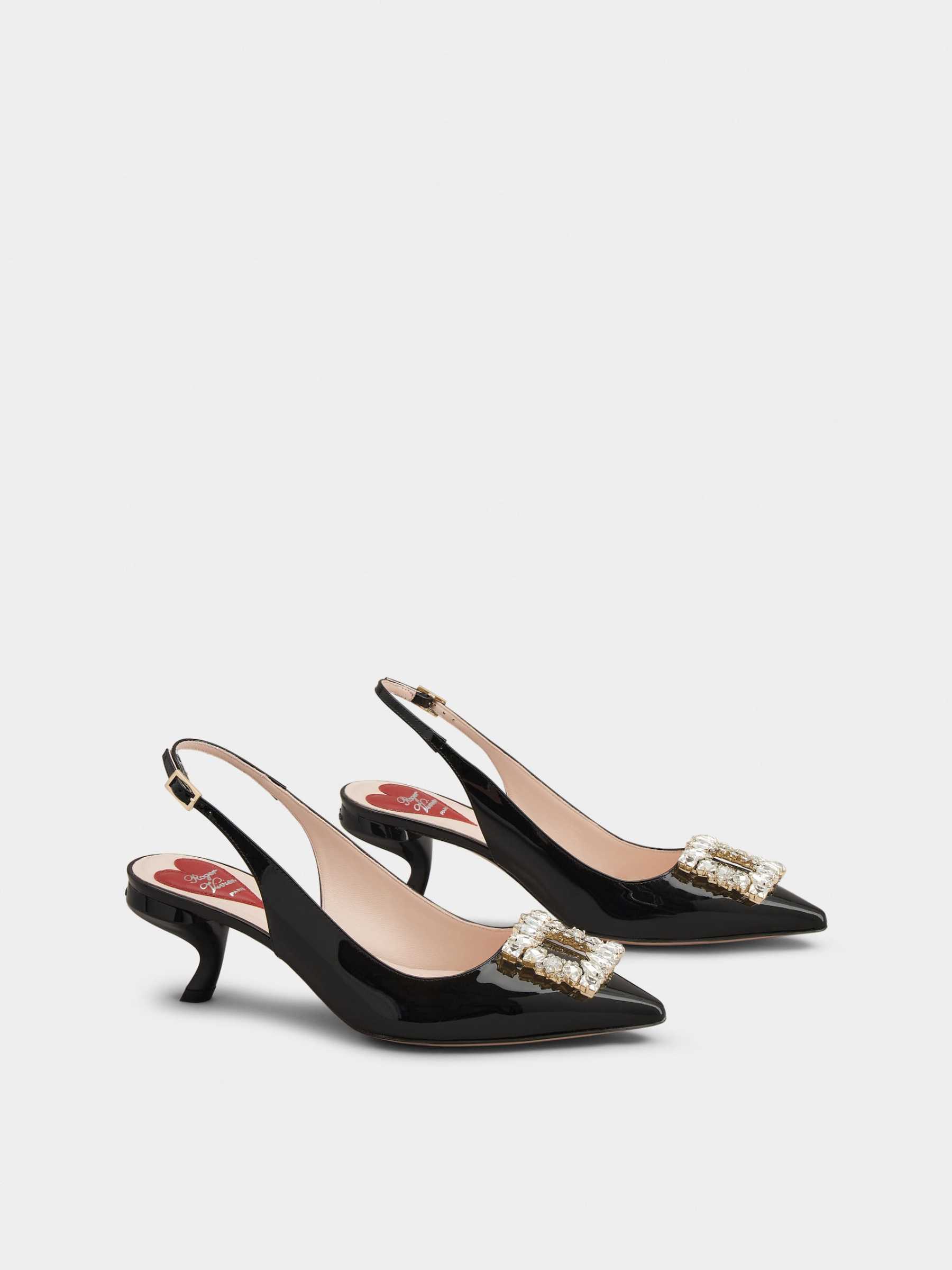 「ヴィルギュル」ストラス バックル パテント レザー スリングバック パンプス 55 mm ブラック