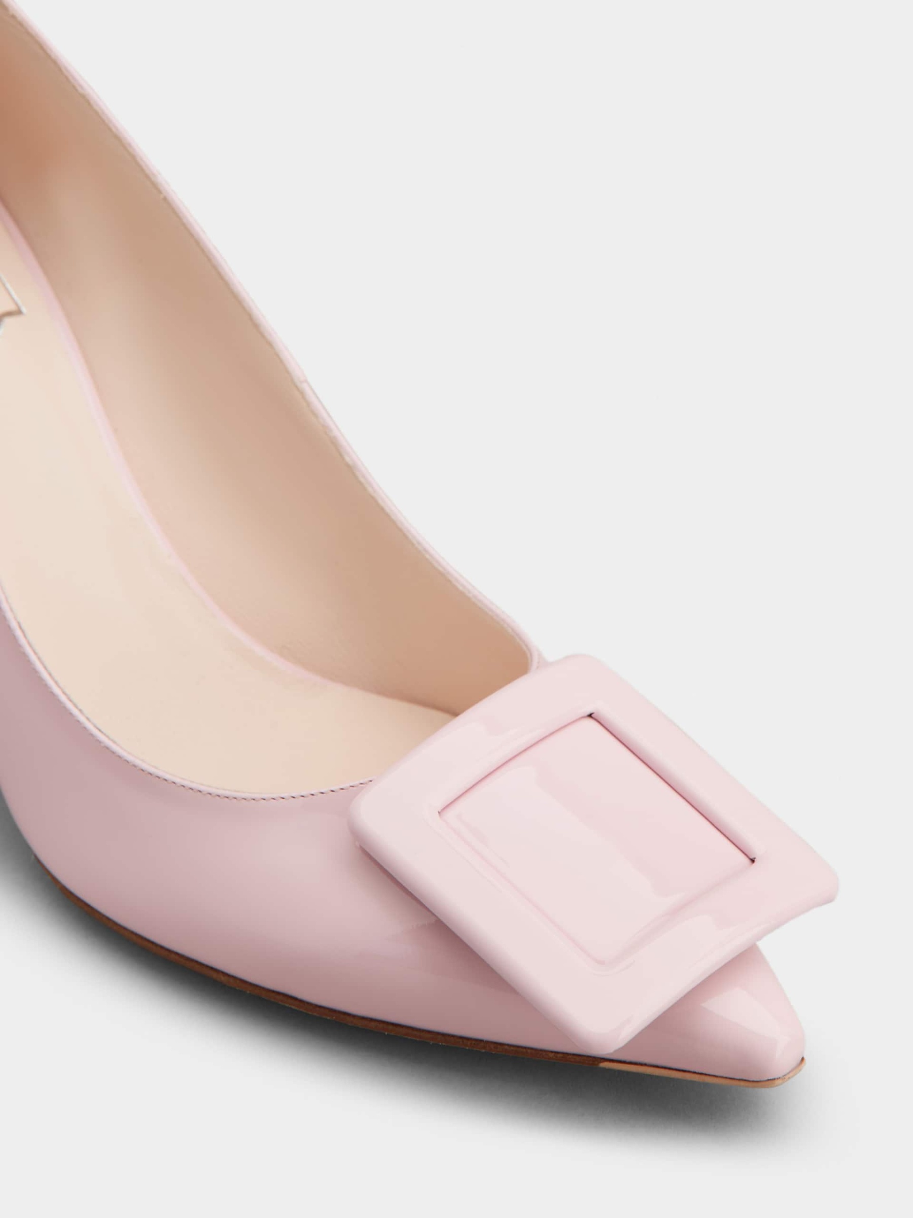 「ヴィヴ イン ザ シティ」 パテントレザー パンプス 65 mm ピンク