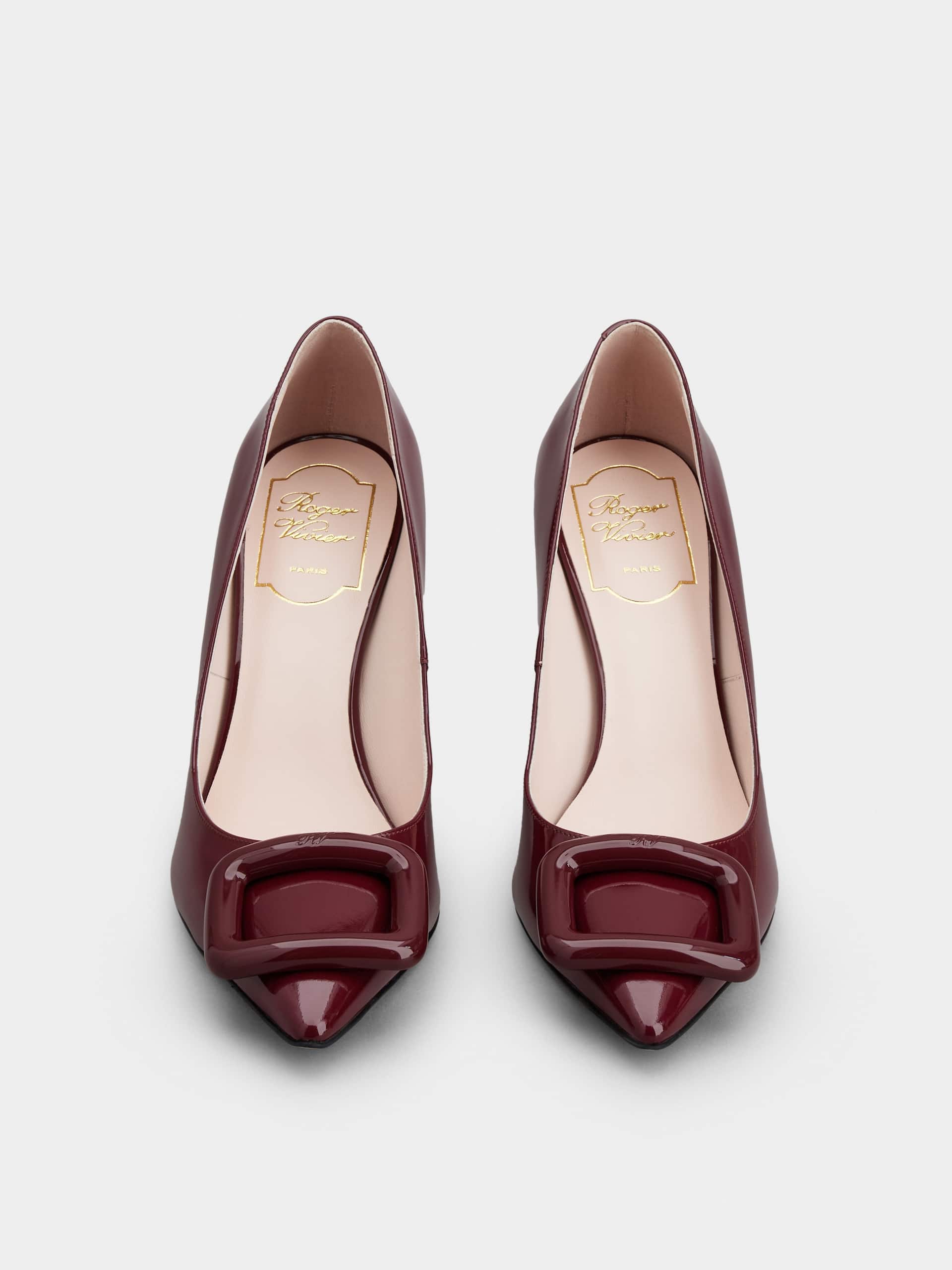 「ヴィヴ ショック」ラッカード バックル パテントレザー パンプス 85 mm ボルドー