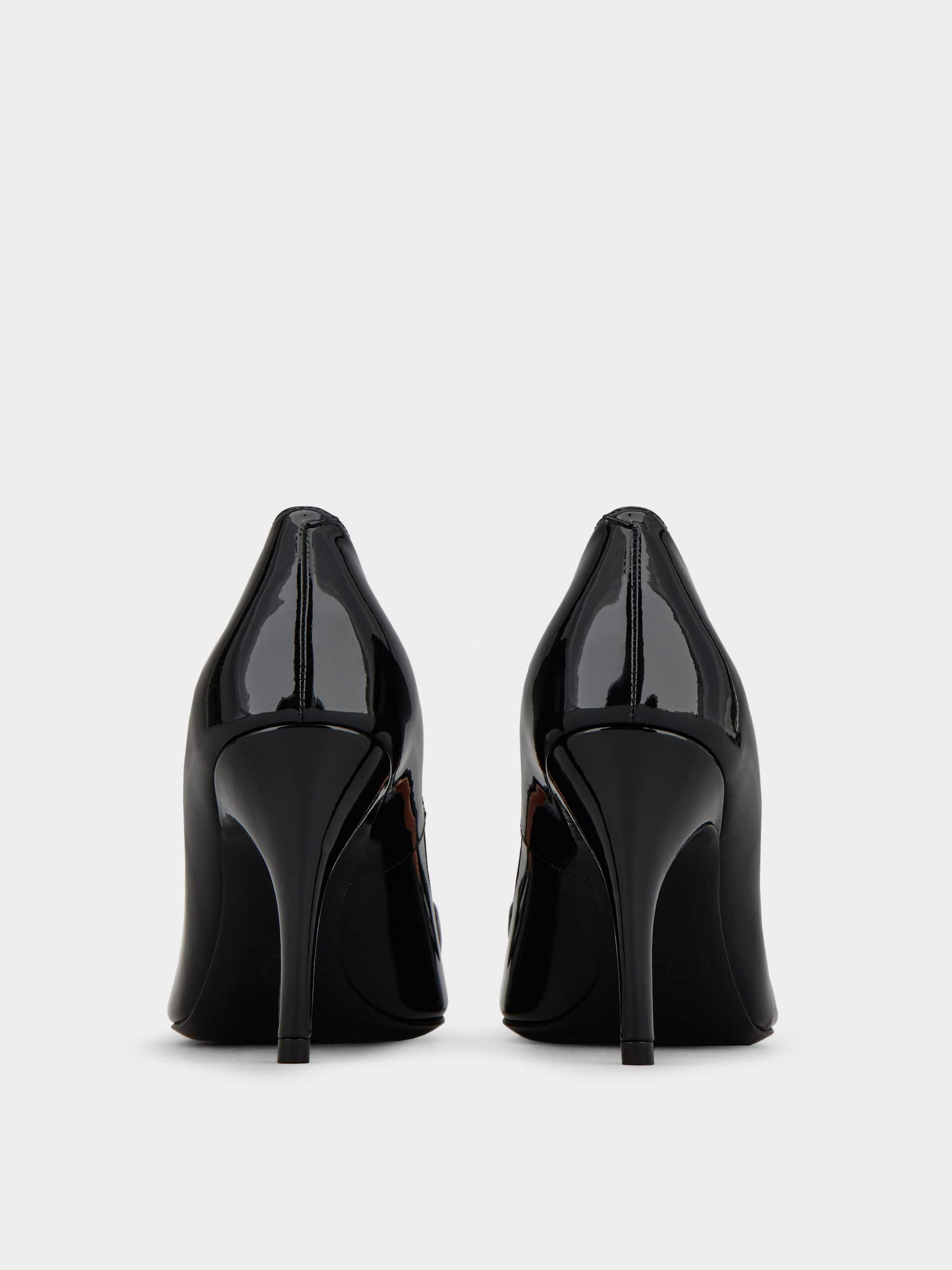 「ヴィヴ ショック」ラッカード バックル パテントレザー パンプス 85 mm ブラック