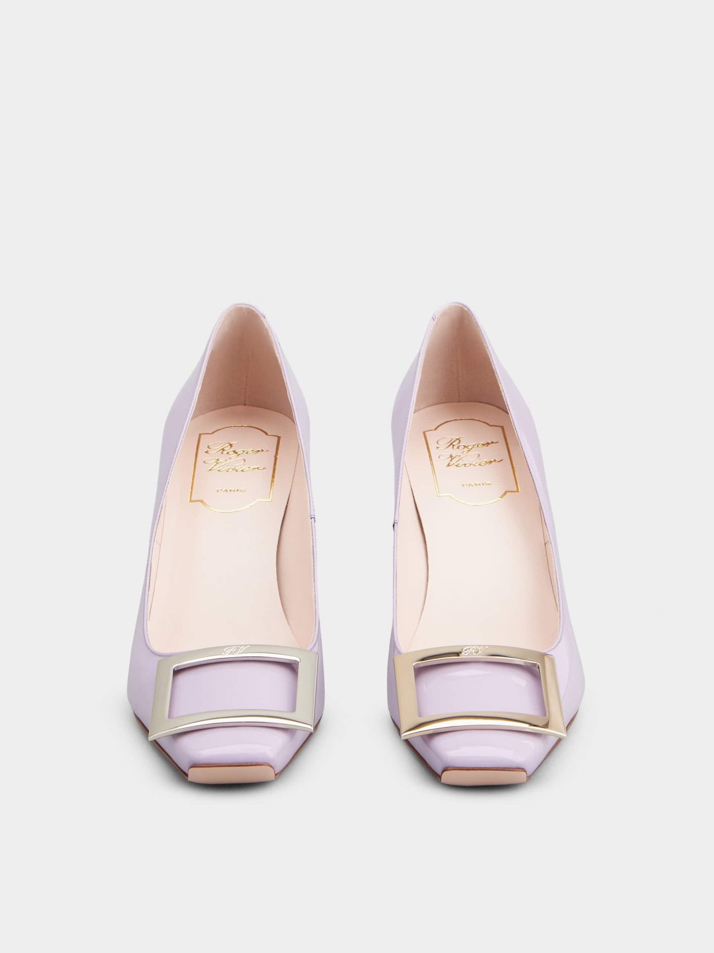 「ベル ヴィヴィエ トランペット」パテントレザー パンプス 70 mm バイオレット