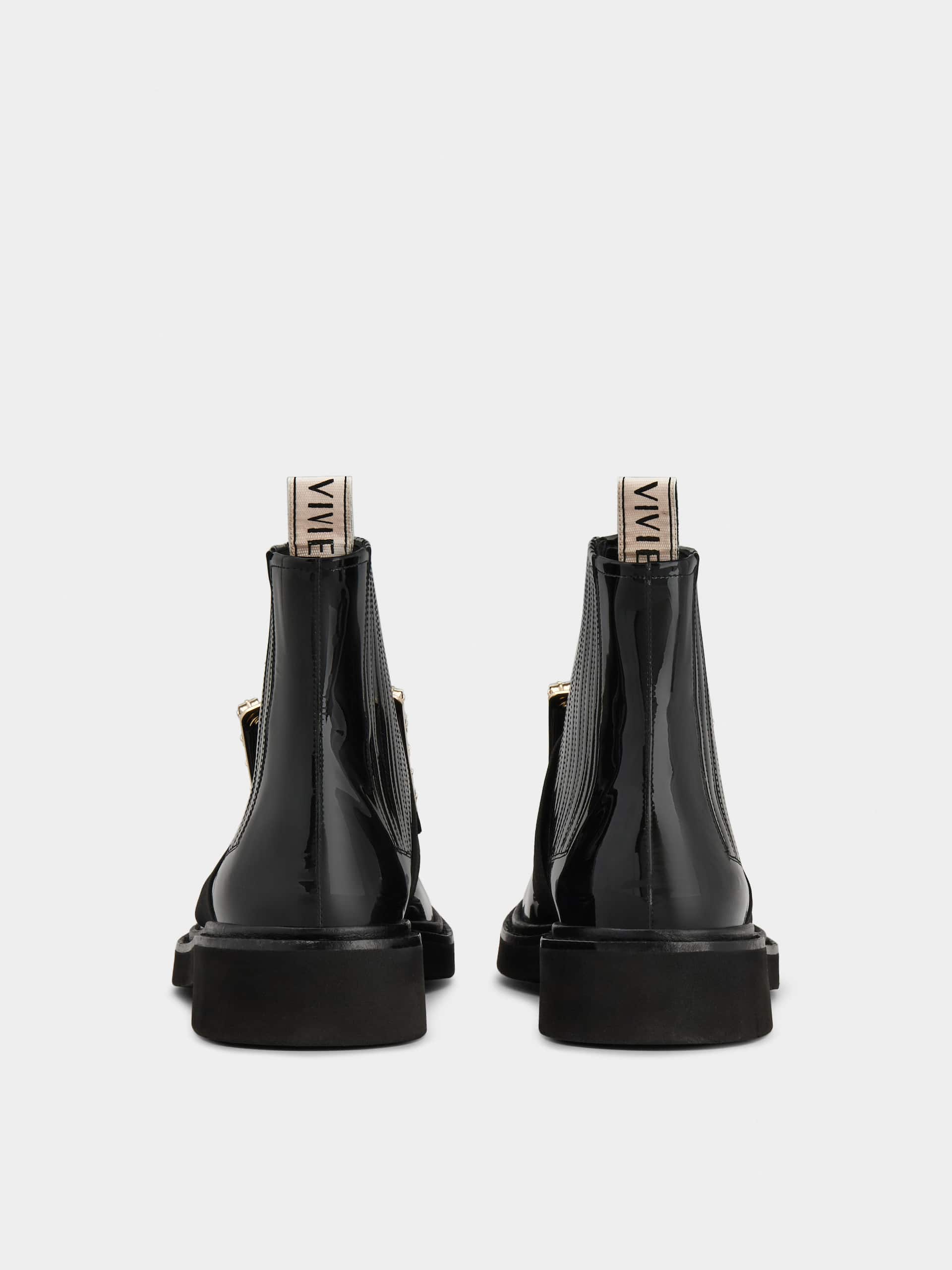 「ヴィヴ レンジャー」ストラス バックル チェルシー アンクルブーツ 25 mm ブラック