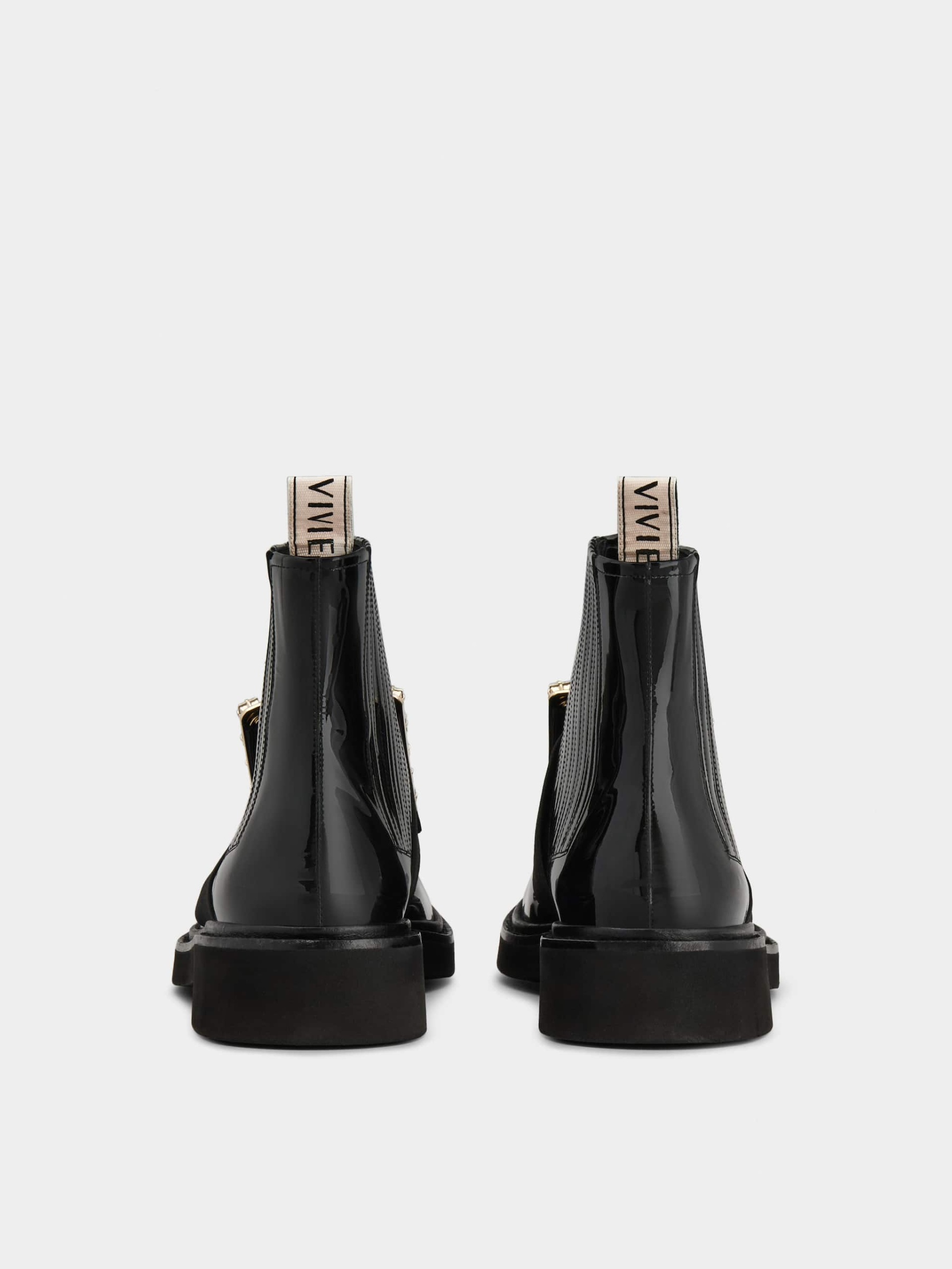 「ヴィヴ レンジャー」ストラス バックル チェルシー アンクルブーツ 25 mm ブラック