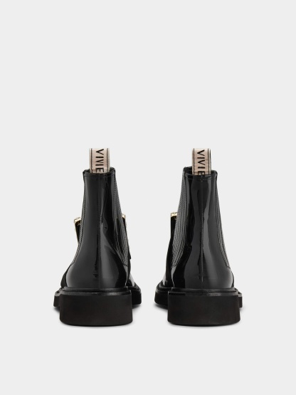 「ヴィヴ レンジャー」ストラス バックル チェルシー アンクルブーツ 25 mm ブラック