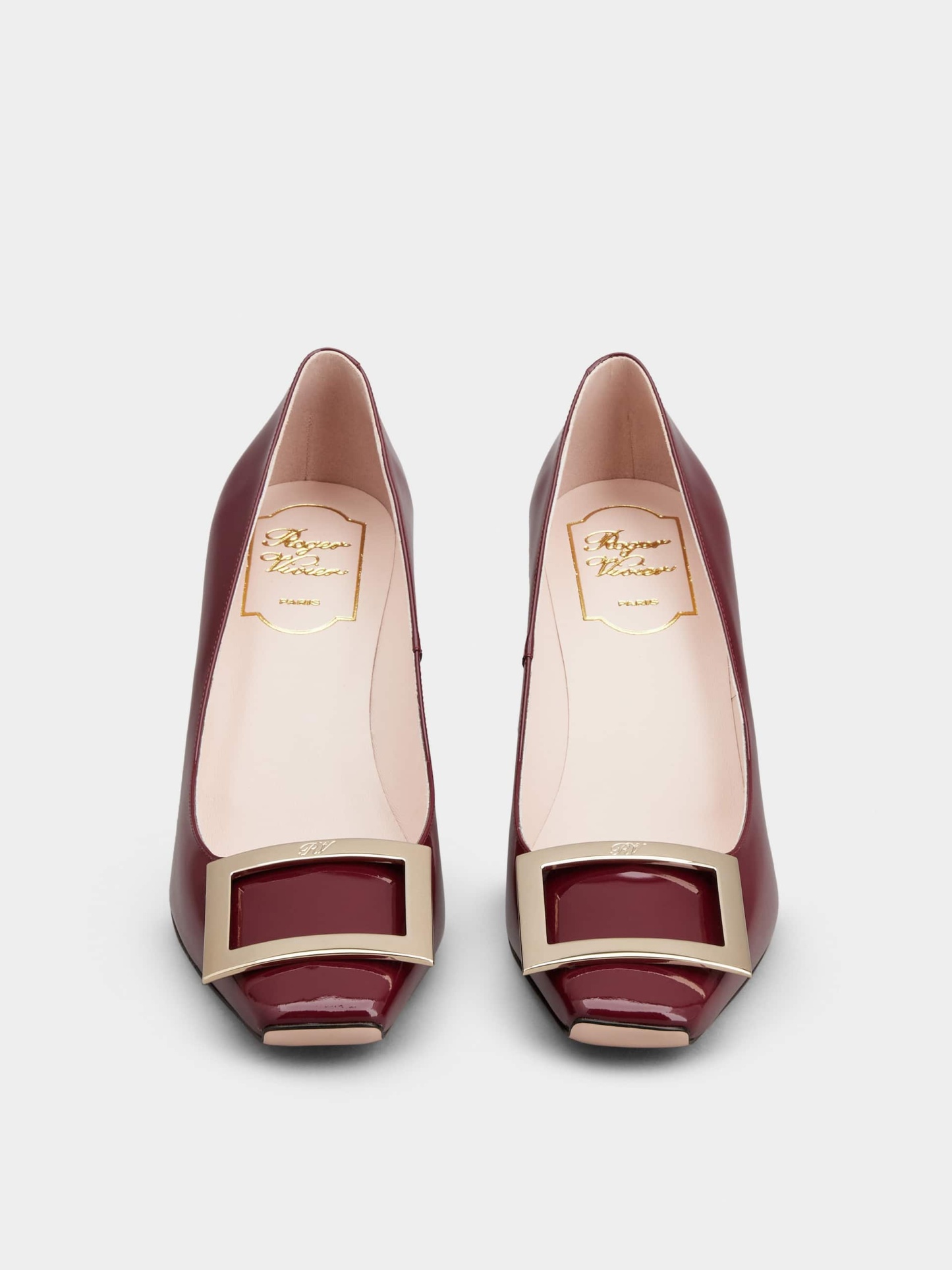 「ベル ヴィヴィエ トランペット」パテントレザー パンプス 70 mm ボルドー