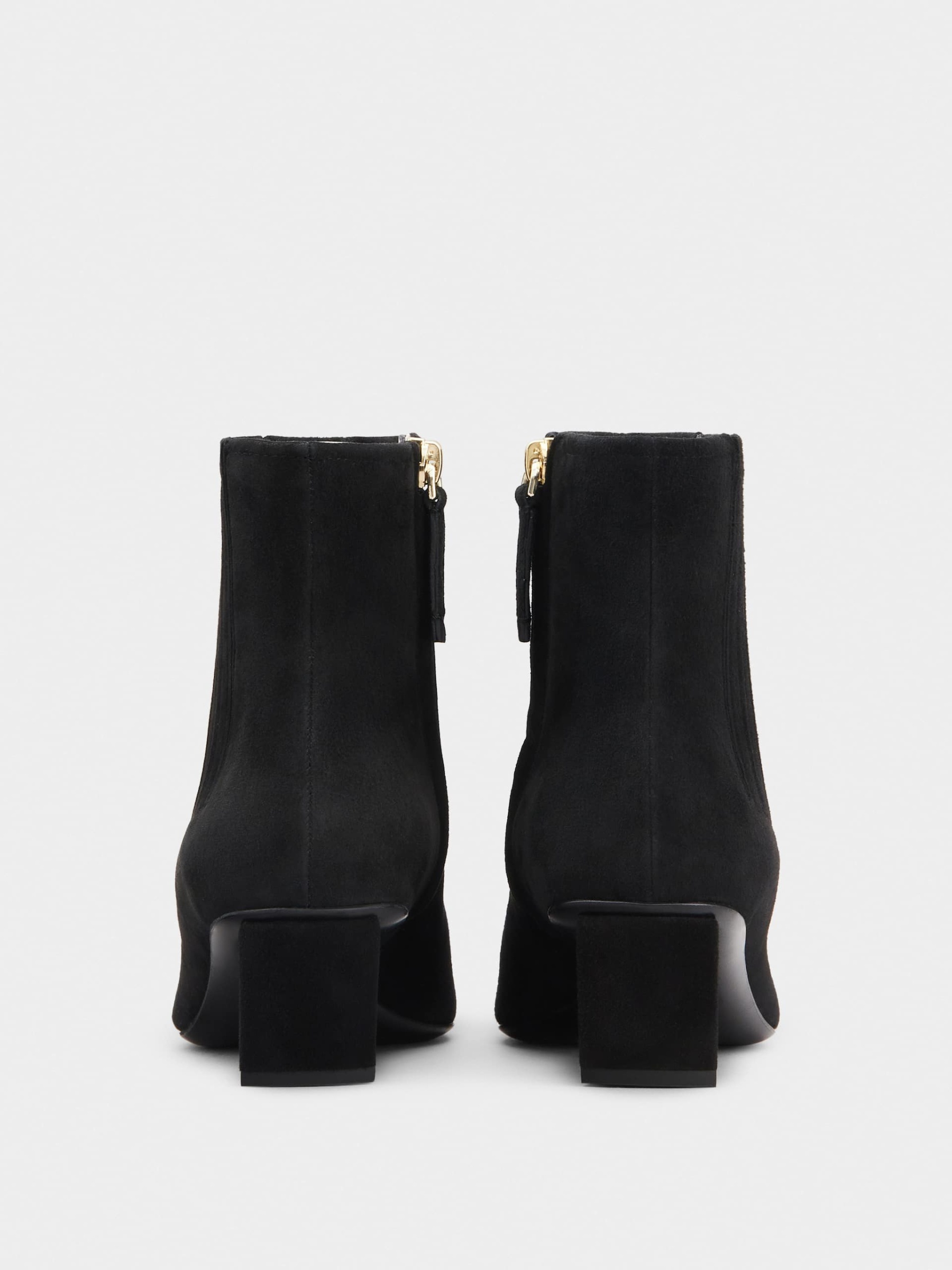 「ベル ヴィヴィエ」メタルバックル スエード チェルシーブーティ 45 mm ブラック