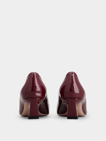 「ベル ヴィヴィエ トランペット」パンプス パテントレザー 45 mm ボルドー