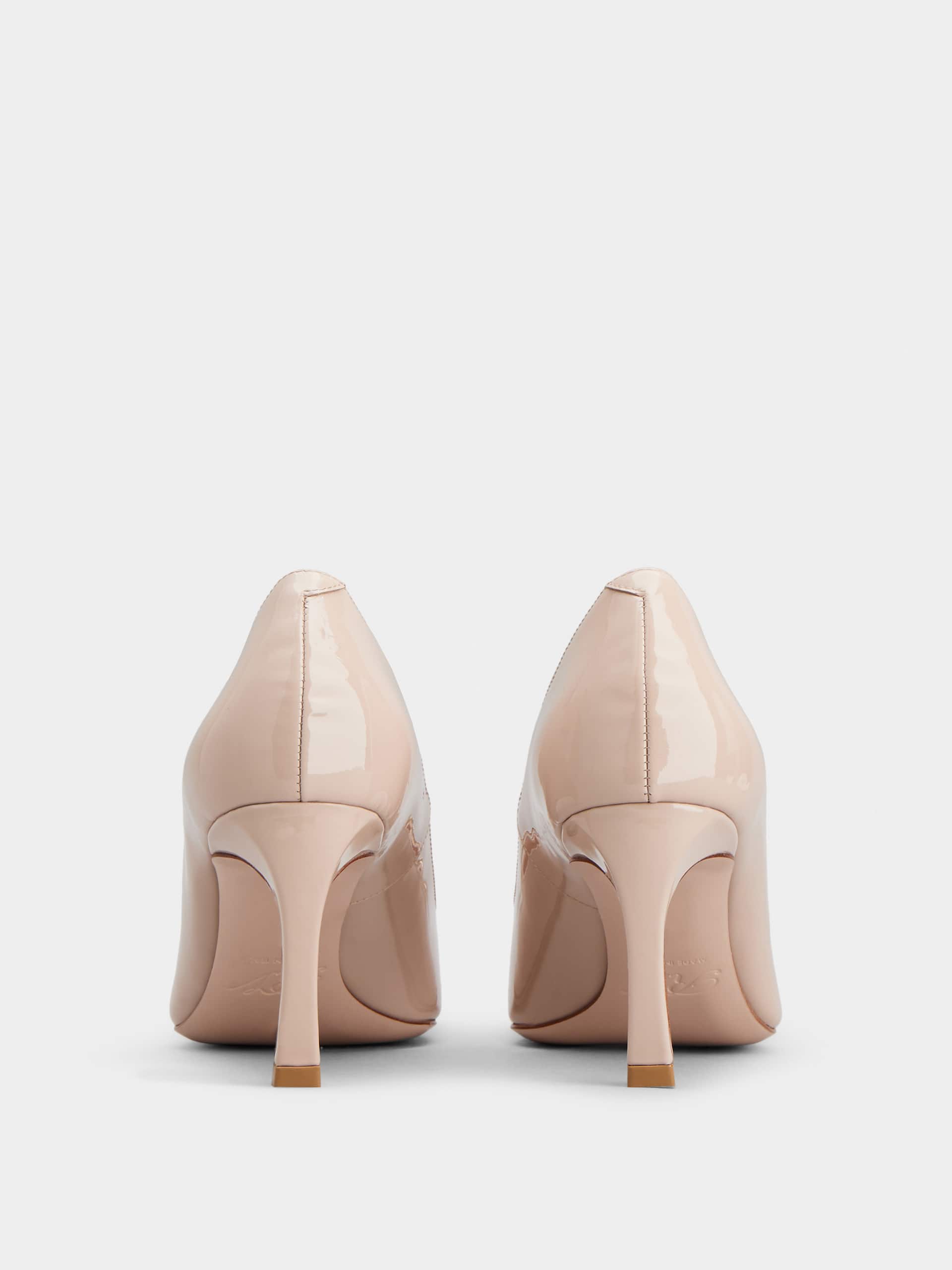「ベル ヴィヴィエ トランペット」パテントレザー パンプス 70 mm ピンク