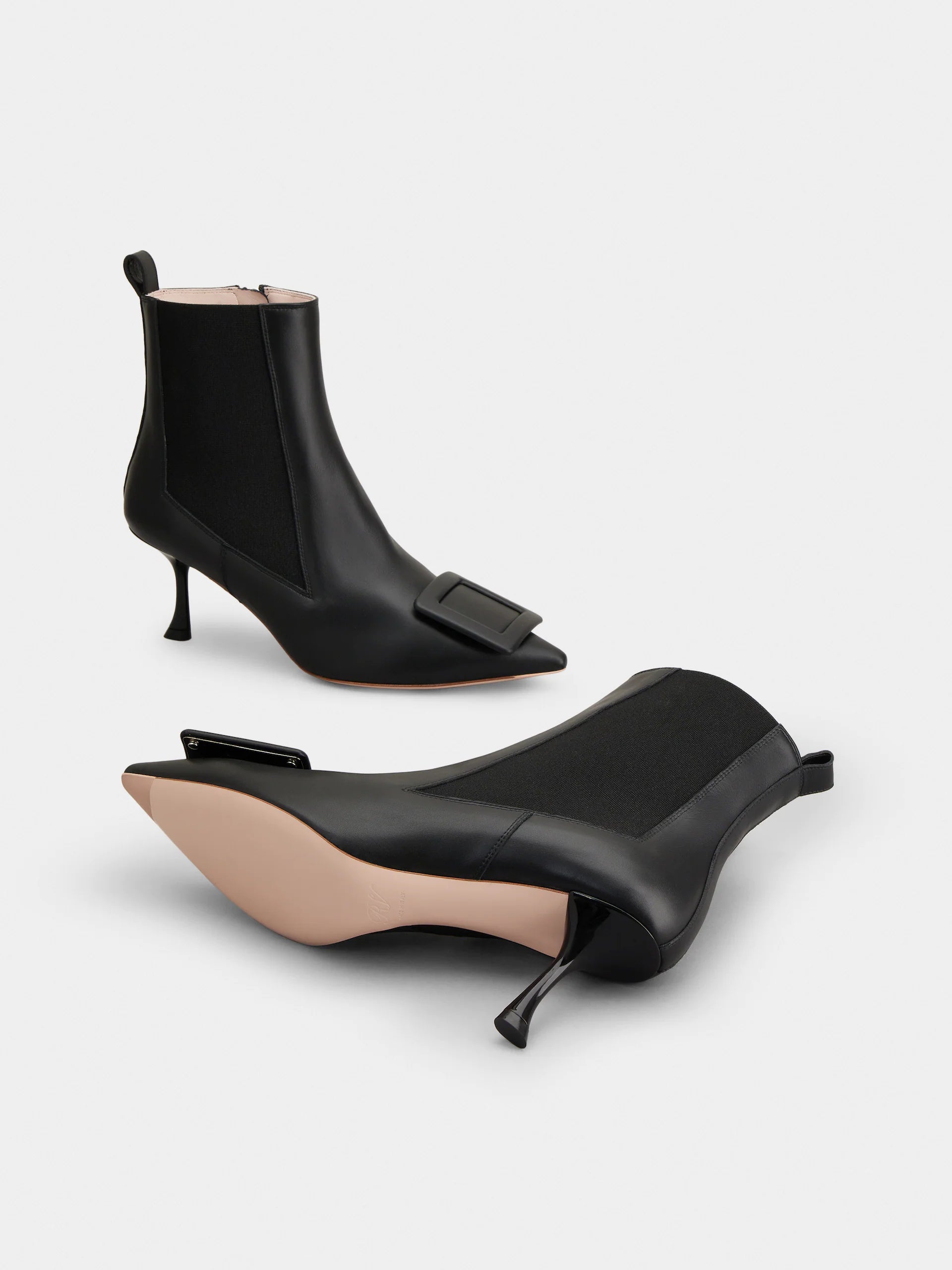 「ヴィヴ イン ザ シティ」レザー  65 mm ブラック