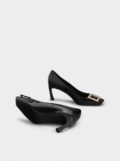 「ベル ヴィヴィエ トランペット」パテントレザー パンプス 70 mm ブラック