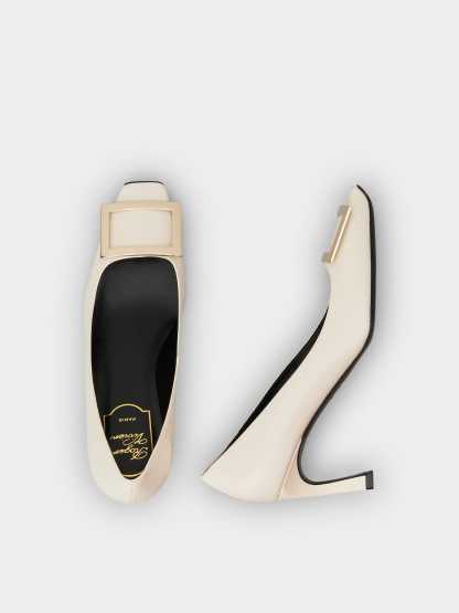 「ベル ヴィヴィエ トランペット」レザー パンプス 70 mm クリーム