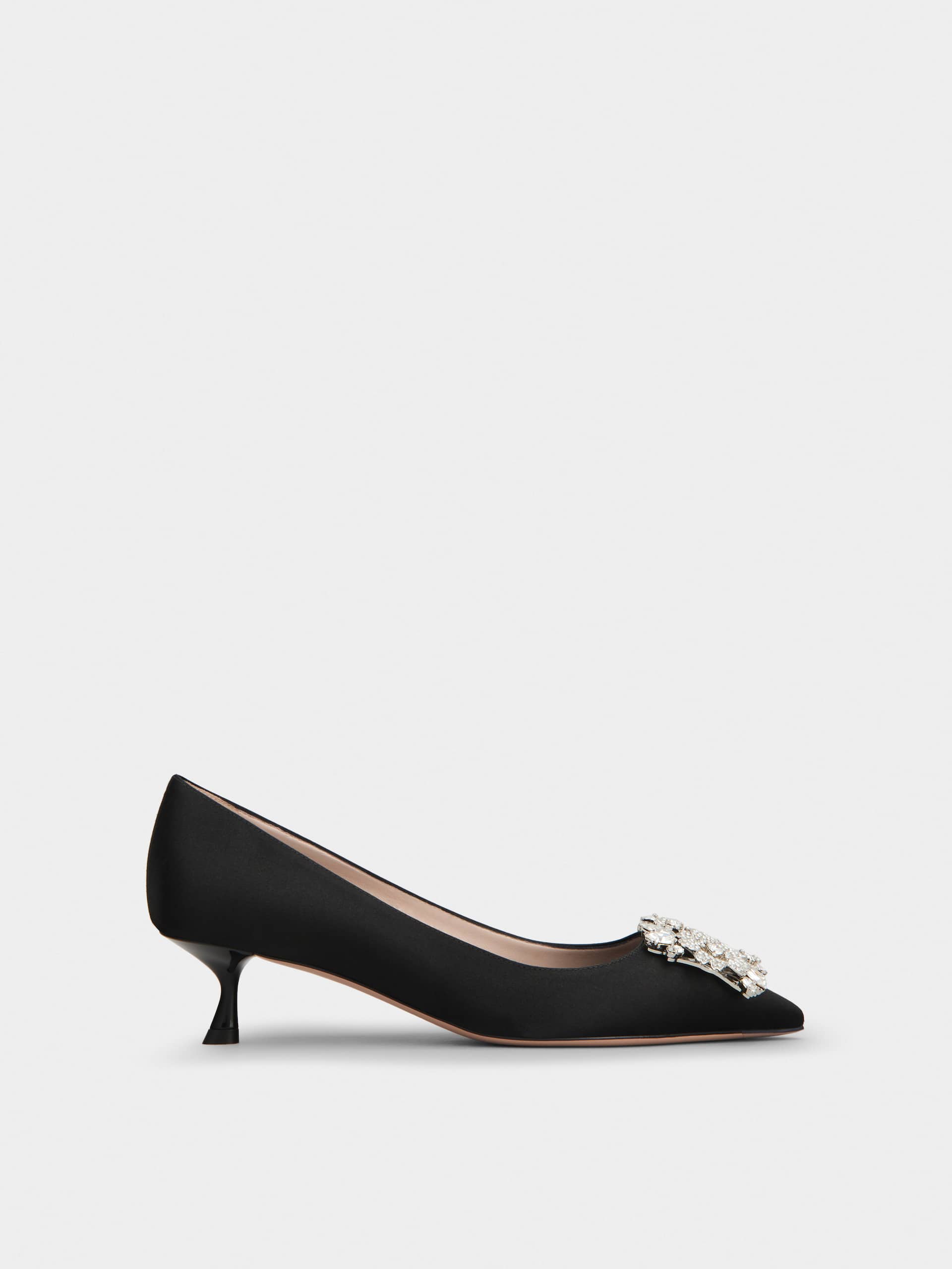 RV ブーケストラスバックル サテン パンプス 45 mm ブラック