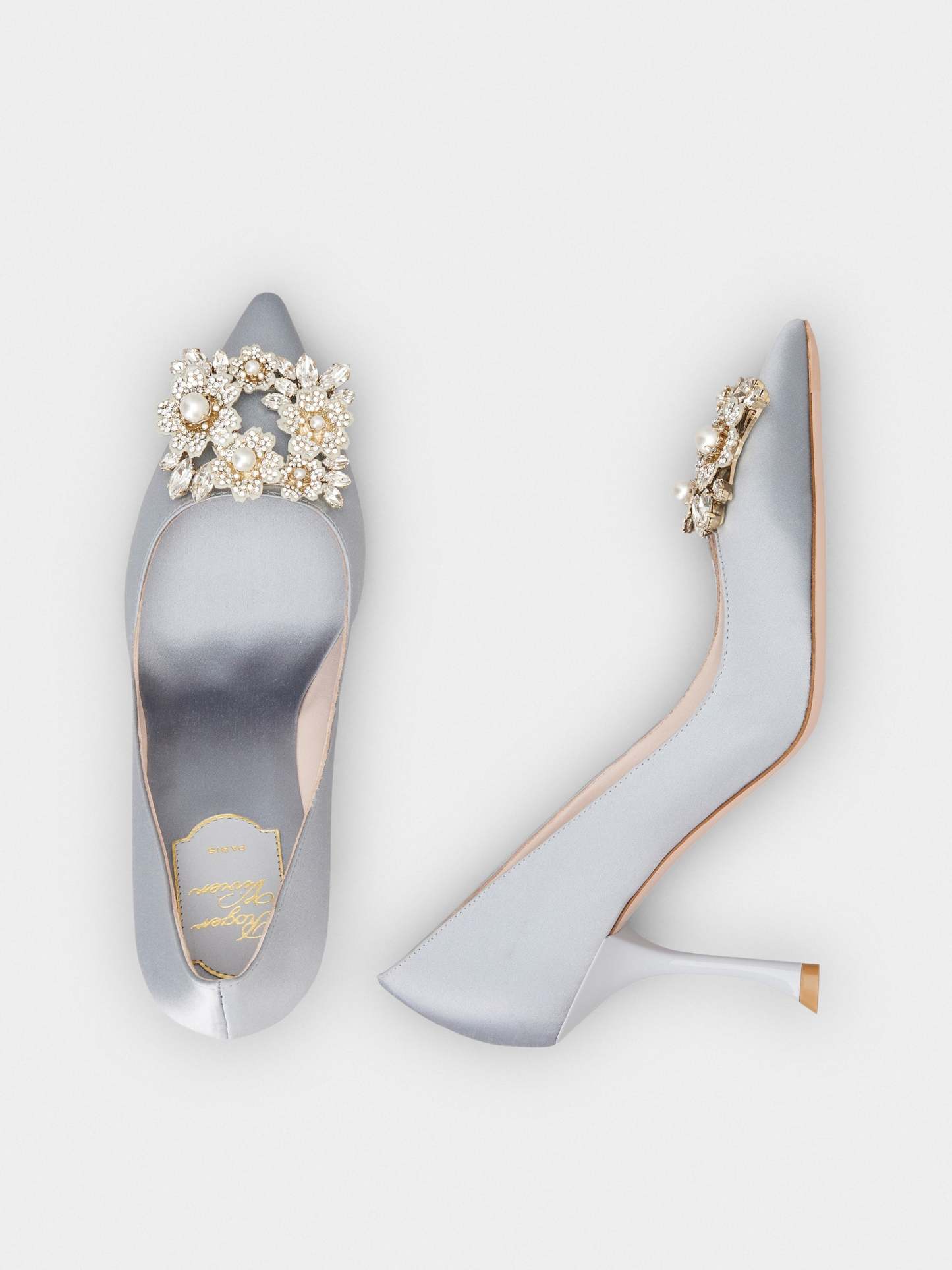 RV ブーケ ストラスパール バックル サテン パンプス 85 mm ライトブルー