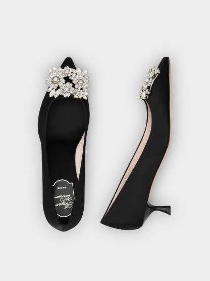 RV ブーケストラスバックル サテン パンプス 45 mm ブラック