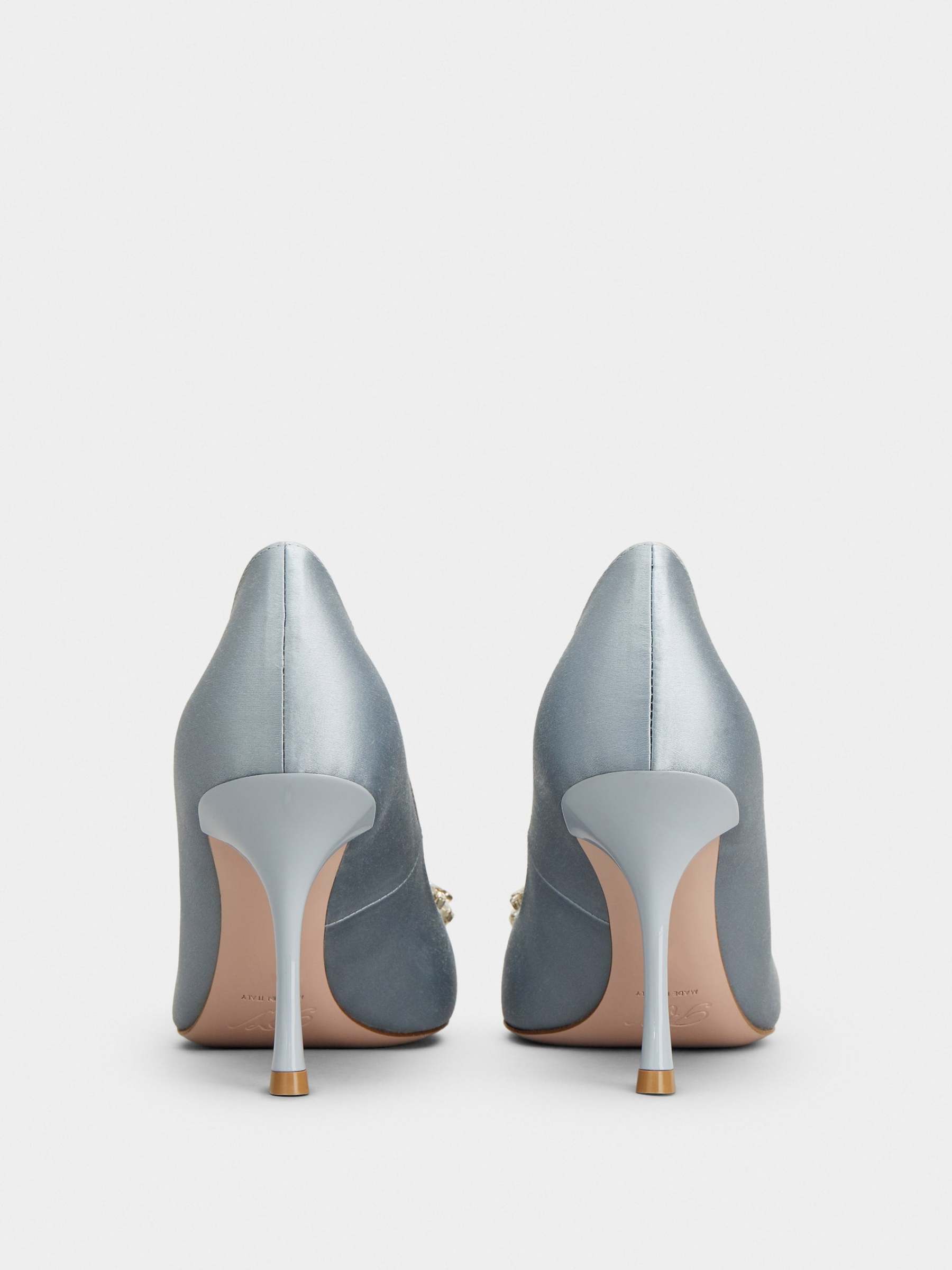 RV ブーケ ストラスパール バックル サテン パンプス 85 mm ライトブルー