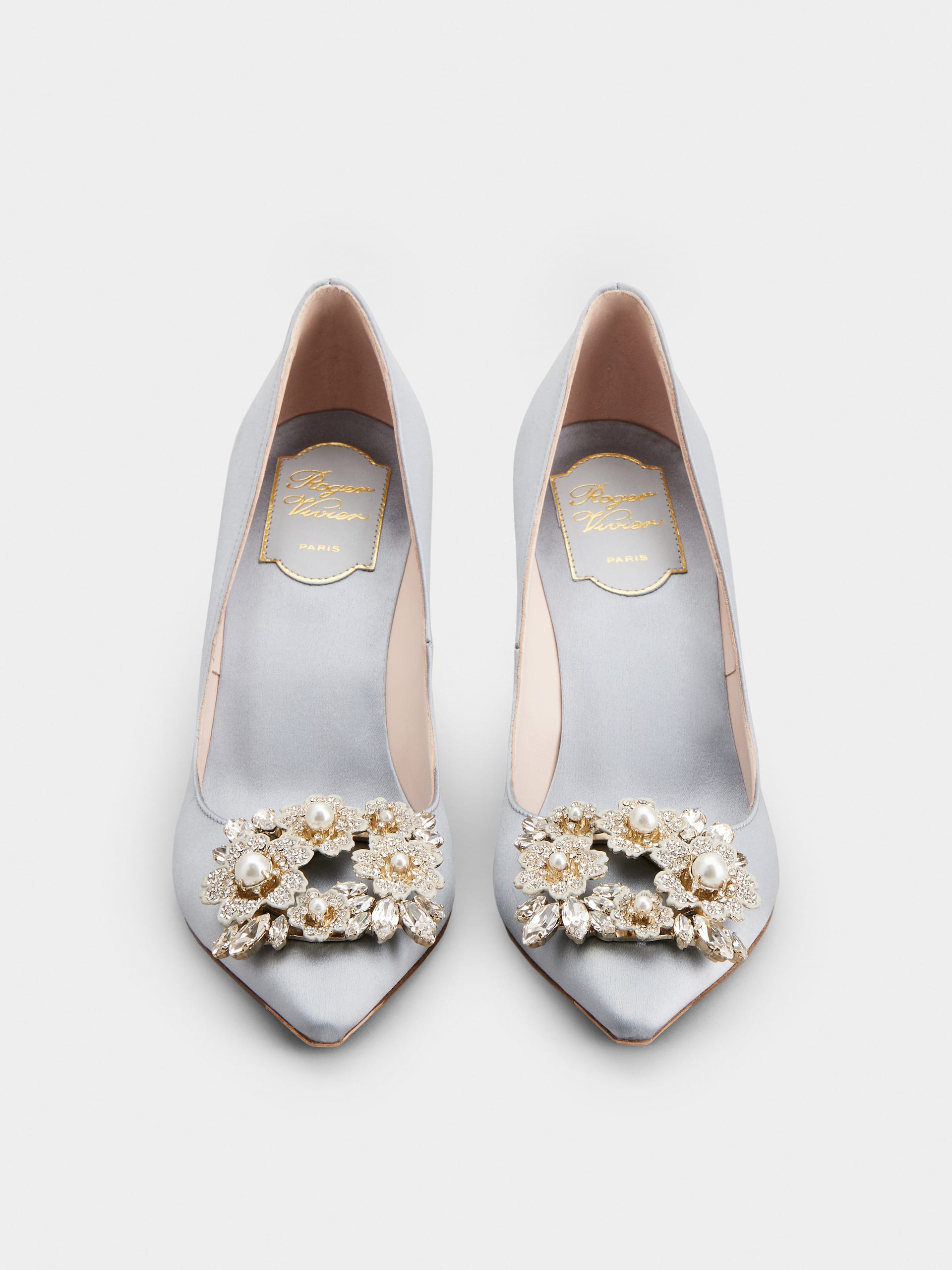 RV ブーケ ストラスパール バックル サテン パンプス 85 mm ライトブルー