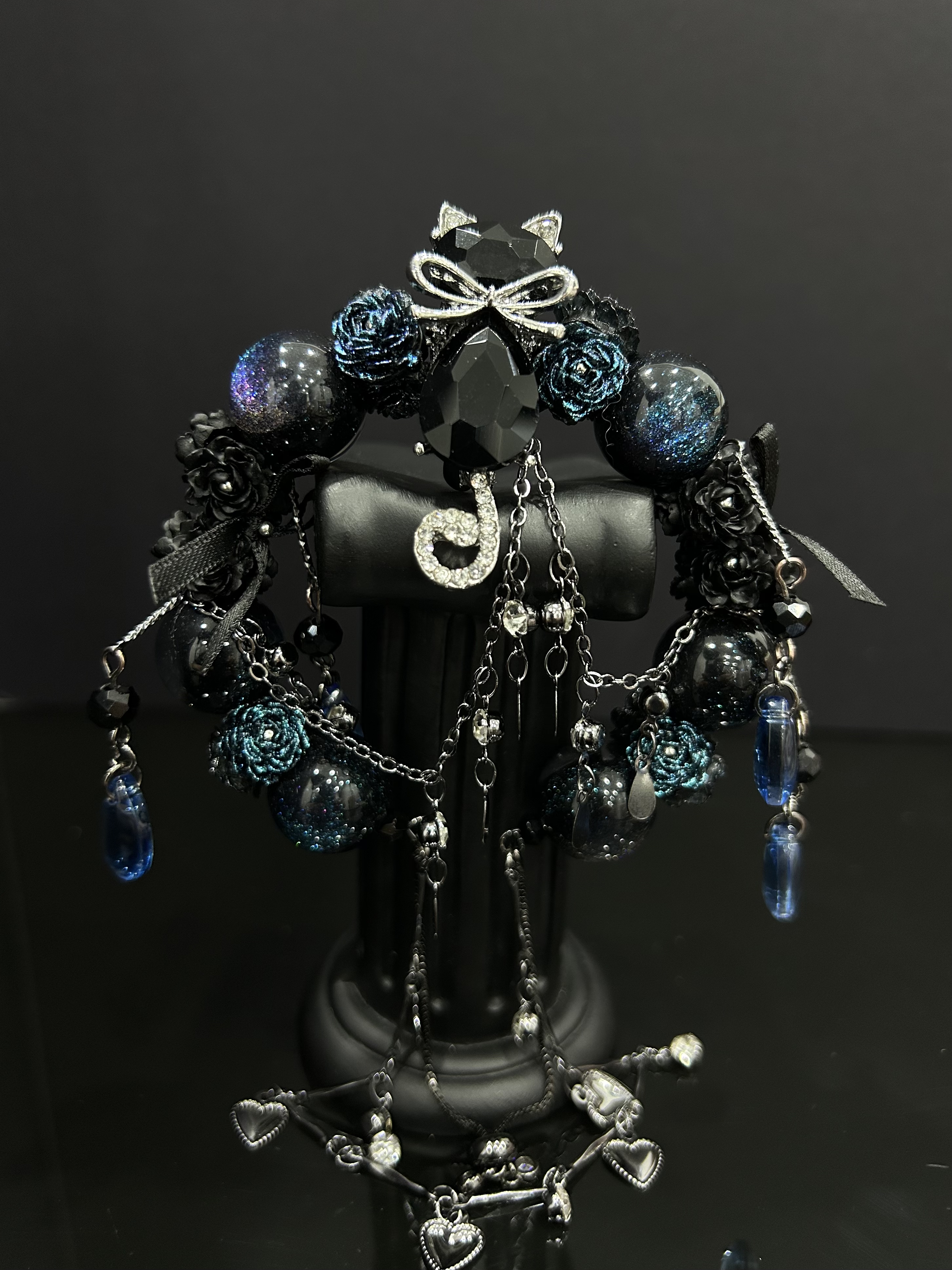 Handmade Crystal Moonlight Bracelet – Elegant Silver Beaded Jewelry