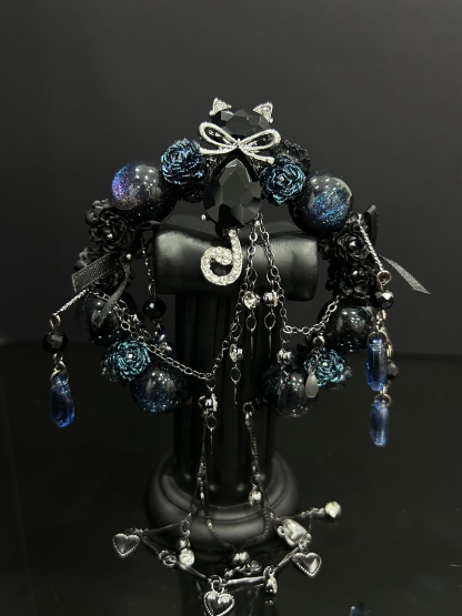 Handmade Crystal Moonlight Bracelet – Elegant Silver Beaded Jewelry