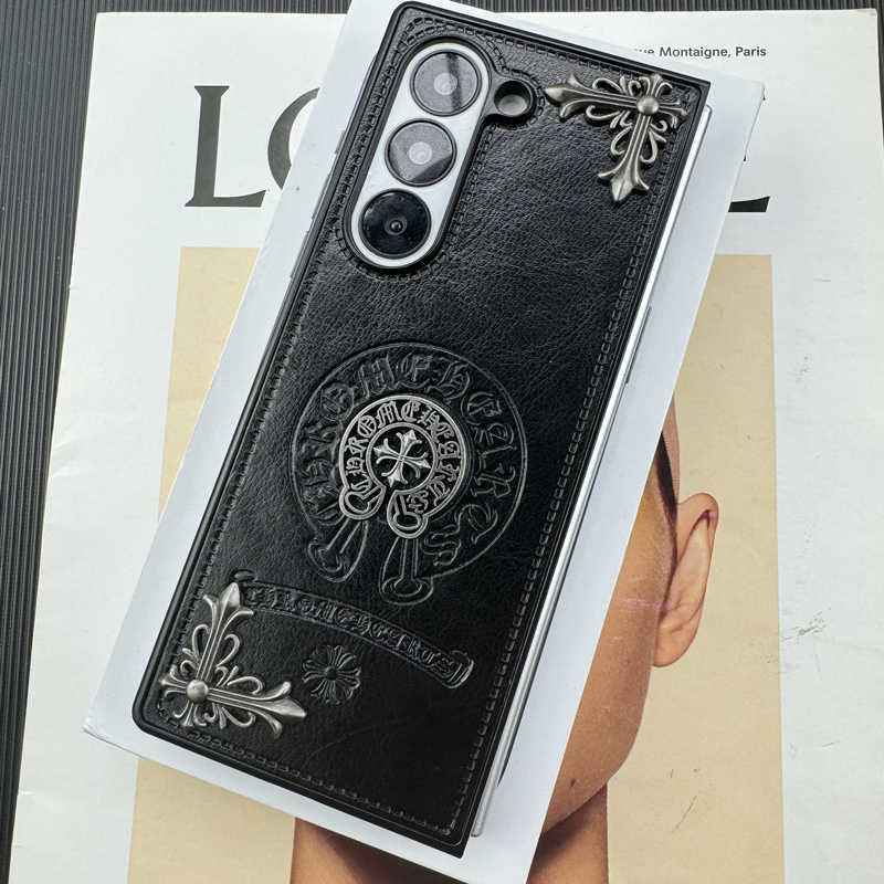 適用於三星Z Fold6/5/4/3新款立體浮雕潮牌聯名款折疊殼