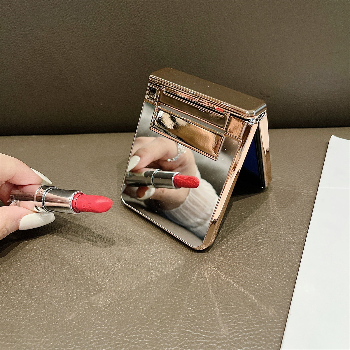 適用於三星Z Flip5/4/3電鍍鏡面防跌落手機殼