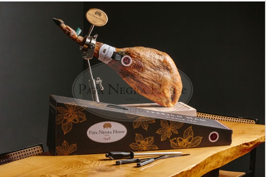 Whole Leg 32 Months Iberico Ham Cebo