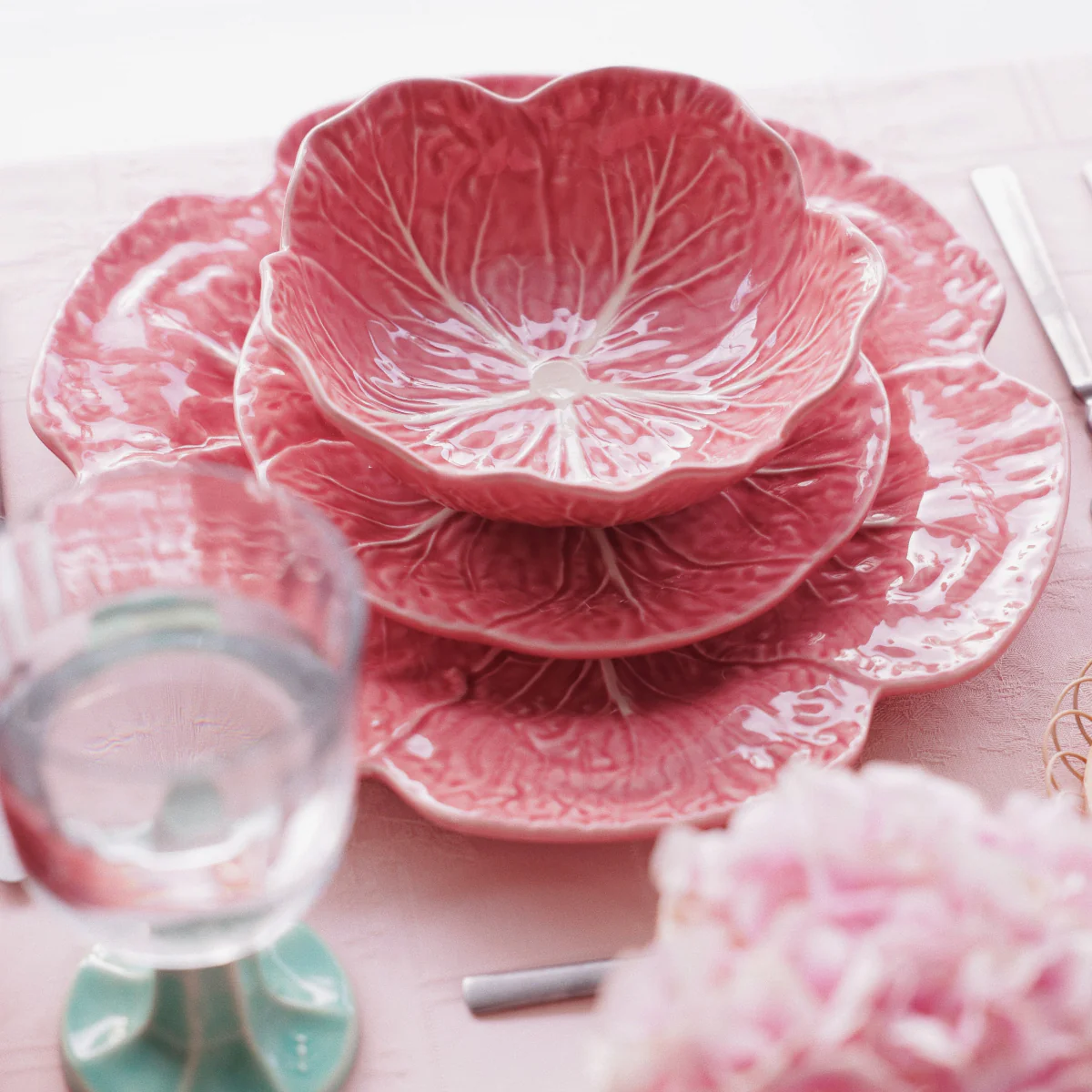 Bordallo Pinheiro Pink Cabbage Dinner Plate 26.5