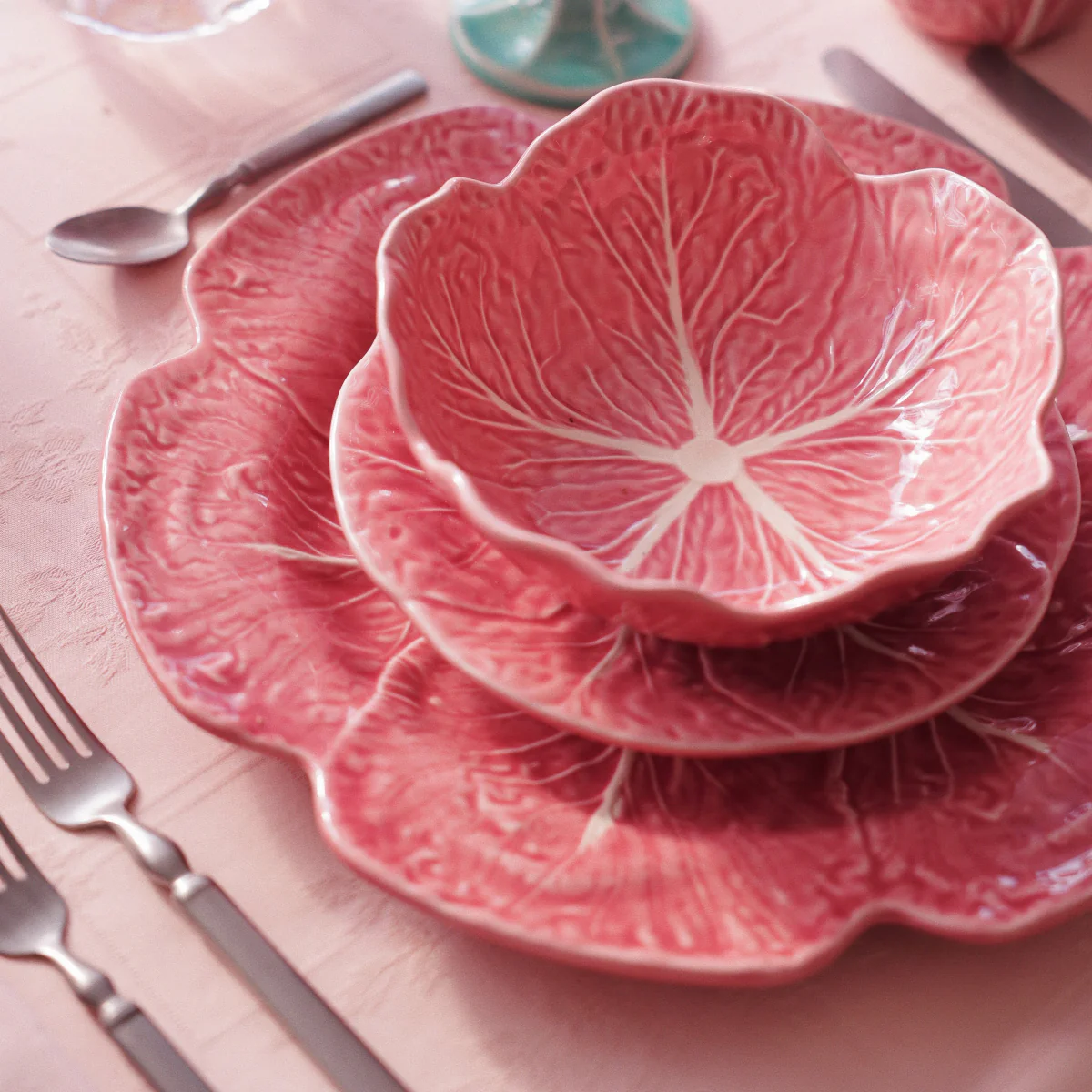 Bordallo Pinheiro Cabbage Pink Dessert Plate 19