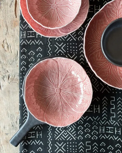 Bordallo Cabbage 22.5cm Bowl by Van Verre, Pale Pink