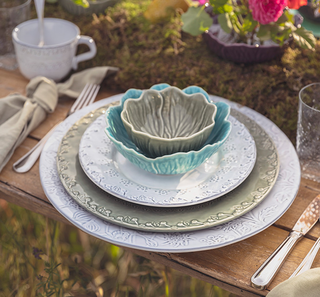 Bordallo Pinheiro Flora Large Bowl Grey