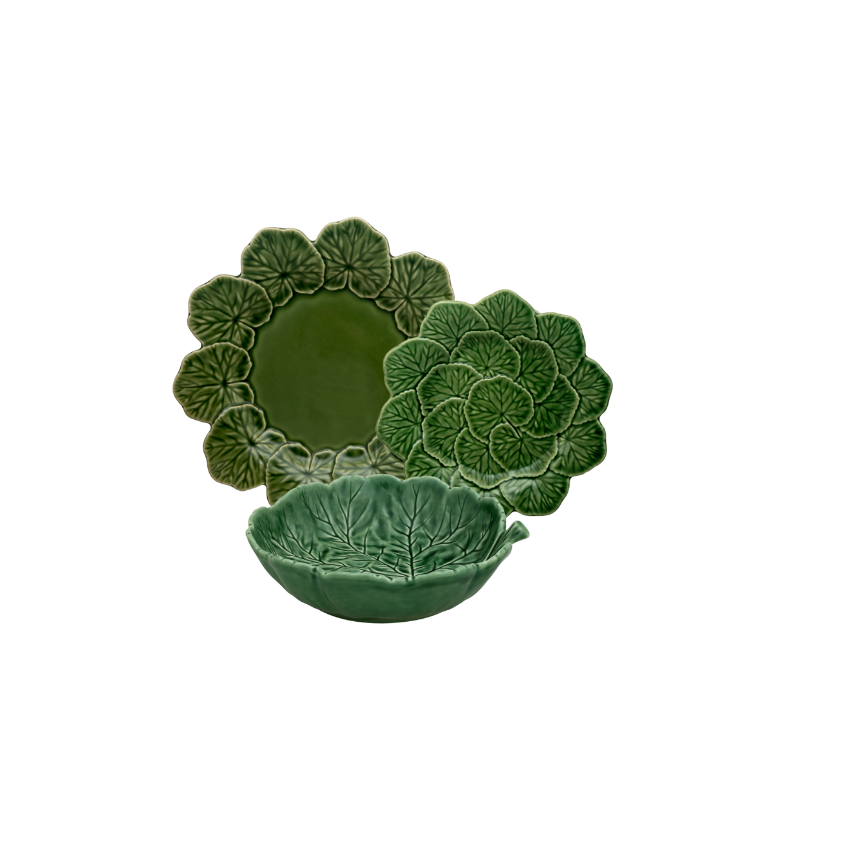 Bordallo Pinheiro Geranium Dinnerware Set of 12