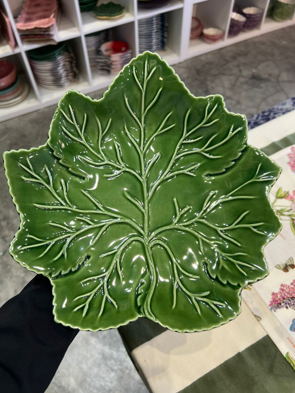 Coldar Vine Leaf Dinner Plate Green 26cm