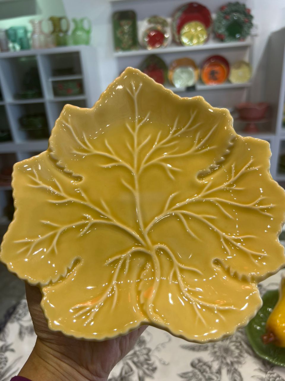Coldar Vine Leaf Dessert Plate 20cm