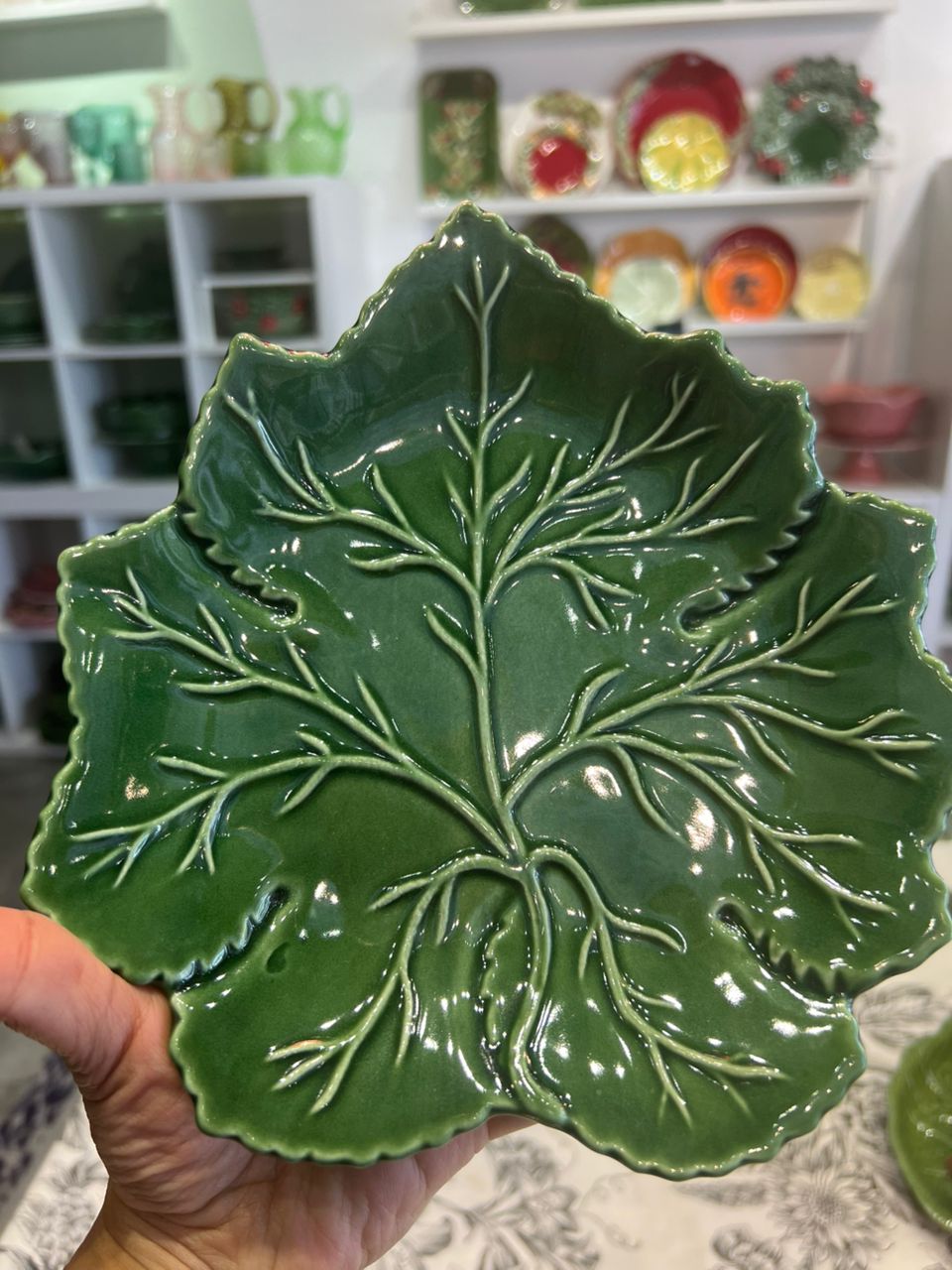 Coldar Vine Leaf Dessert Plate 20cm