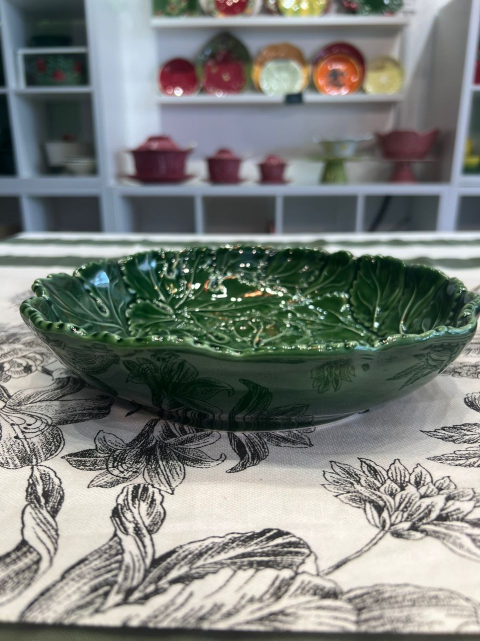 Coldar Vine Leaf Pasta Bowl 22cm Green