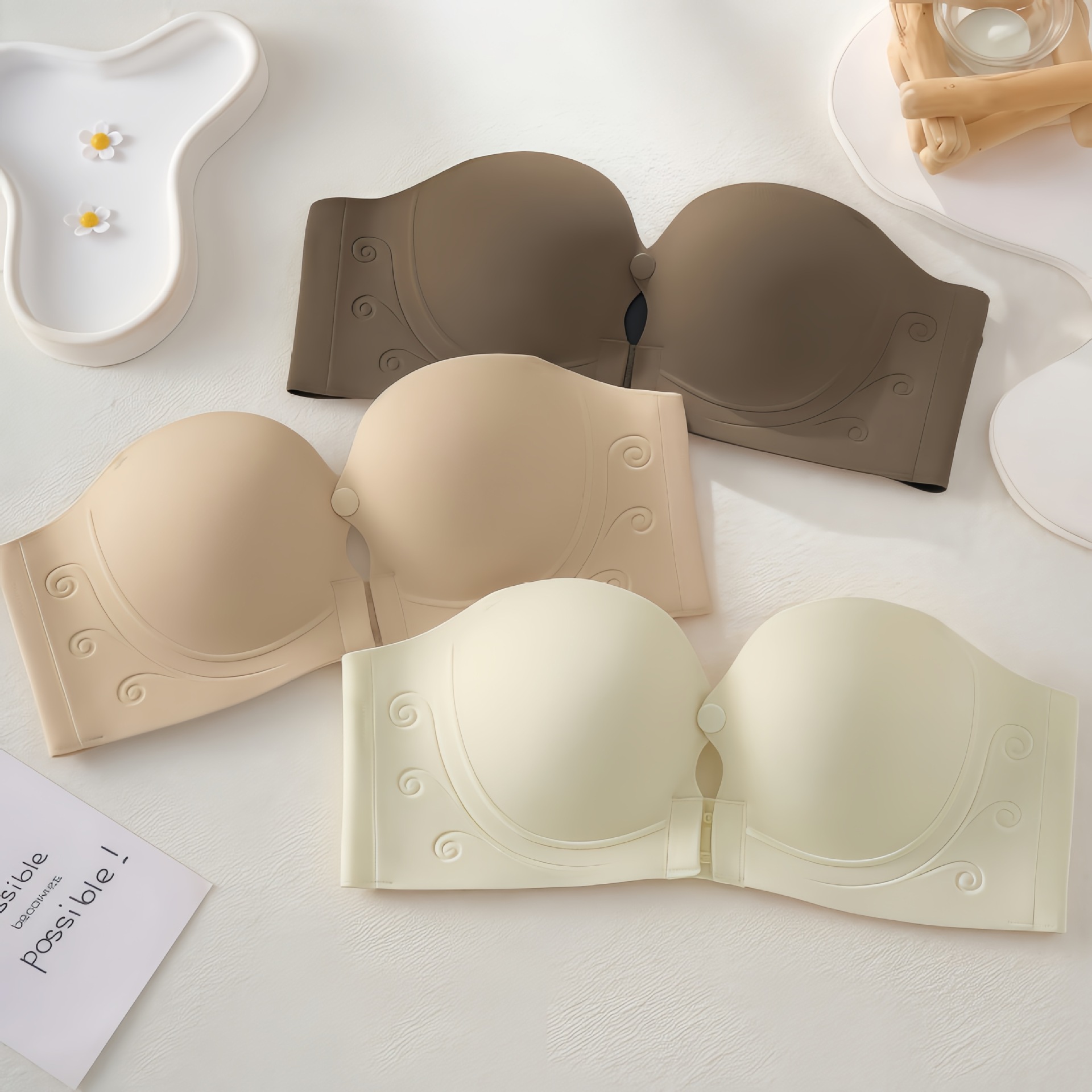 粉底液隱形前扣可拆無痕無肩帶內衣