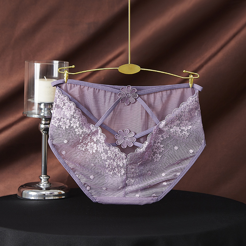 【4件裝】時尚性感細帶鏤空搭配刺繡小雛菊高彈高腰大尺碼內褲