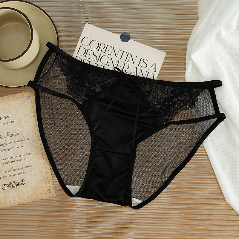 鏤空性感蕾絲桑蠶絲底襠內褲