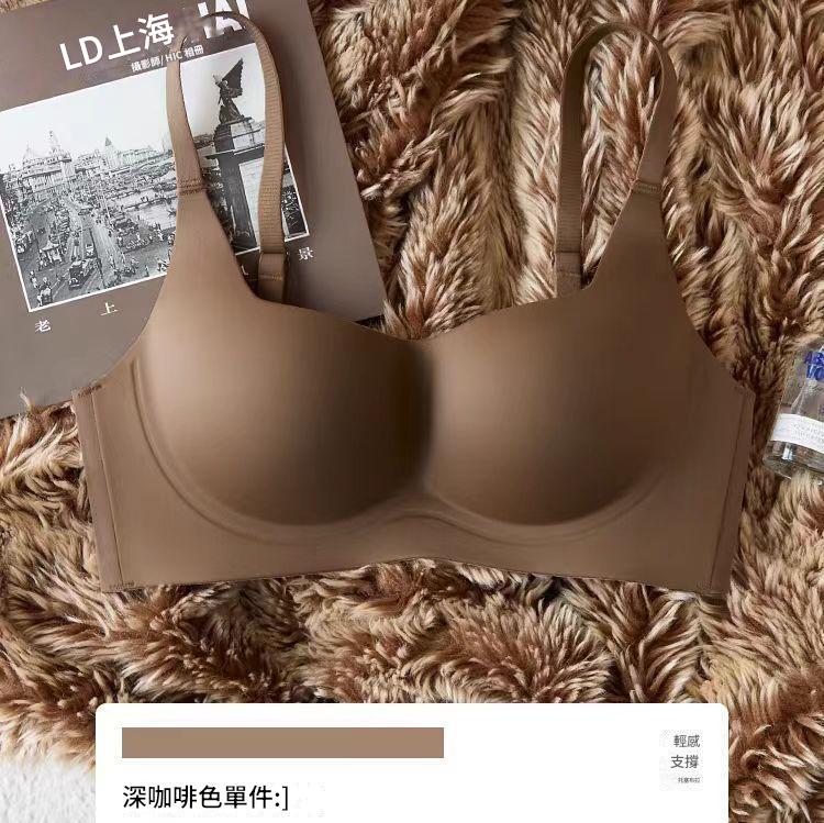 無痕薄款顯瘦無鋼圈收副乳文胸罩