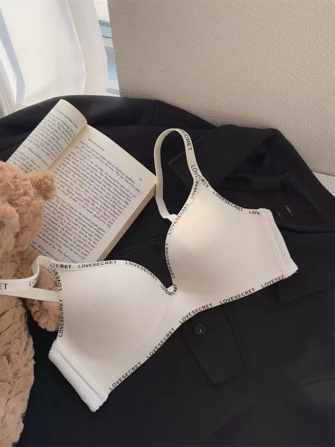 【2件裝】夏季新款無痕無鋼圈簡約字母聚攏內衣