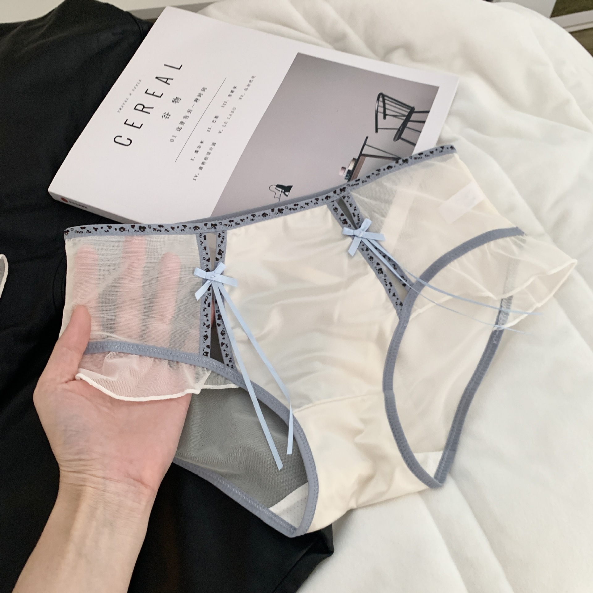 【3件裝】緞面性感純欲鏤空網紗蕾絲內褲