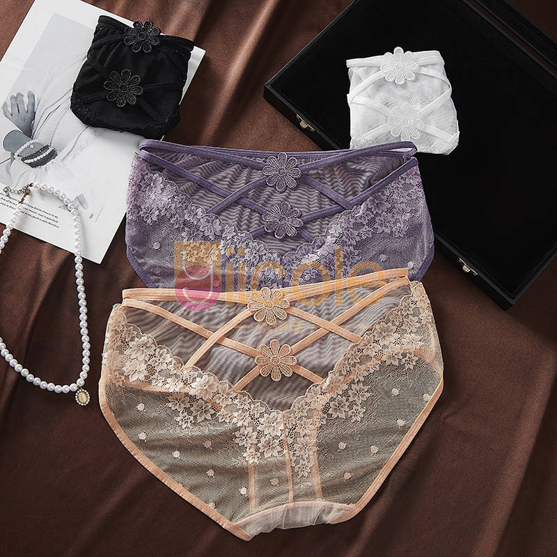 【4件裝】時尚性感細帶鏤空搭配刺繡小雛菊高彈高腰內褲