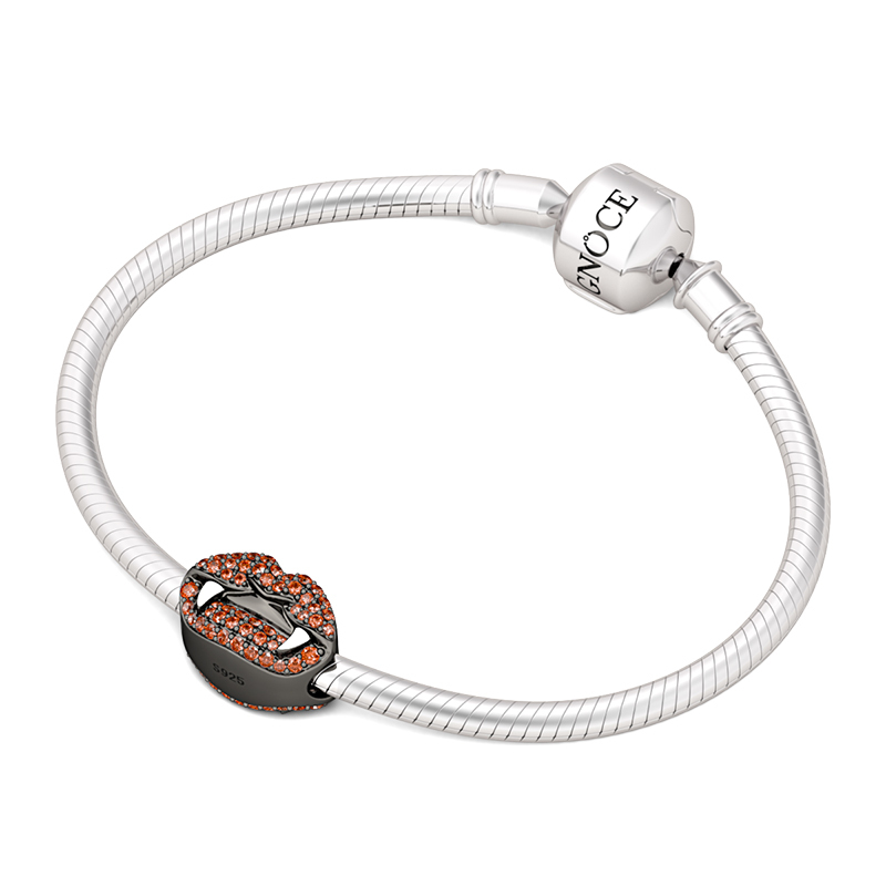 Devil's Red Lips Charm image number 2