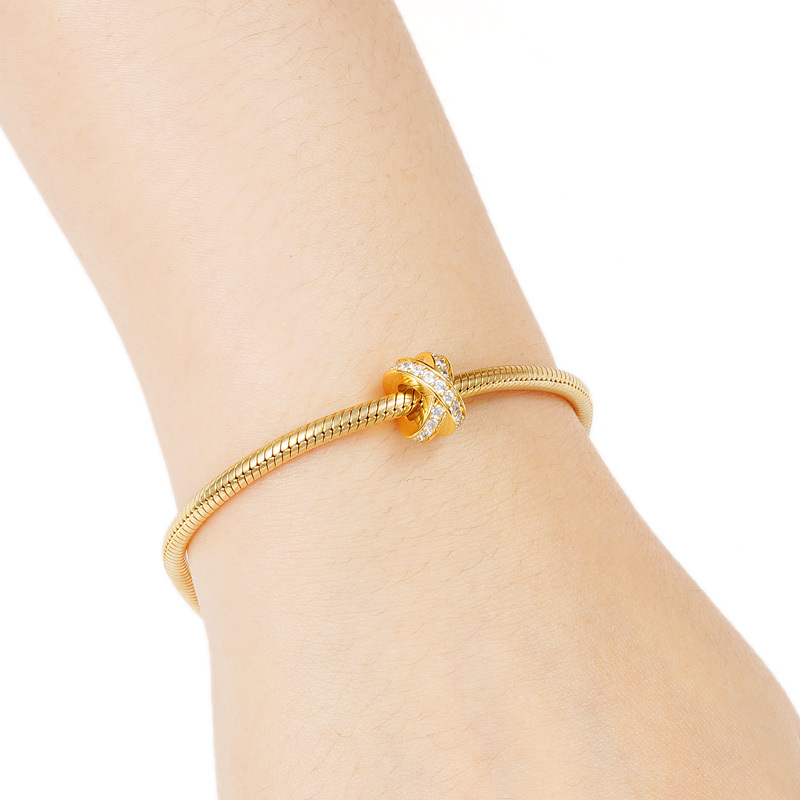 X-shape Charm image number 2