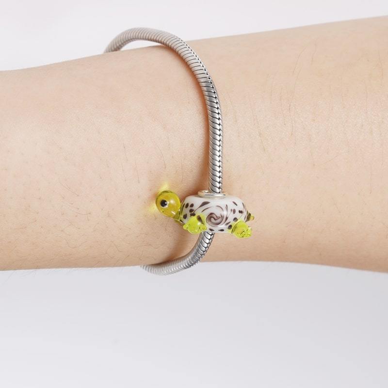 Turtle Murano Glass Charm image number 2
