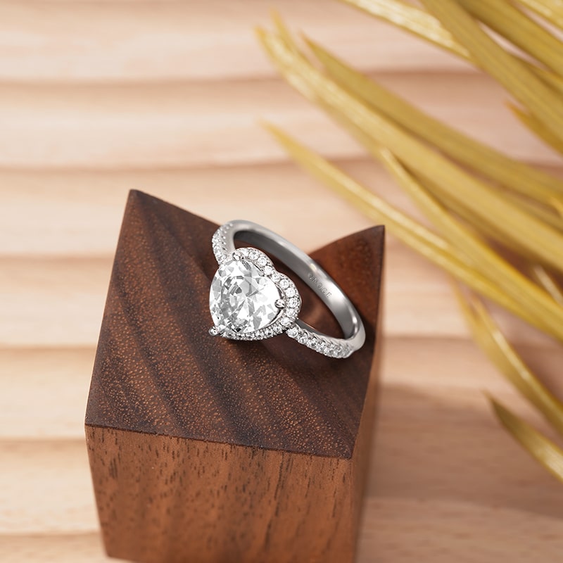 Heart-shaped Engagement Ring image number 1
