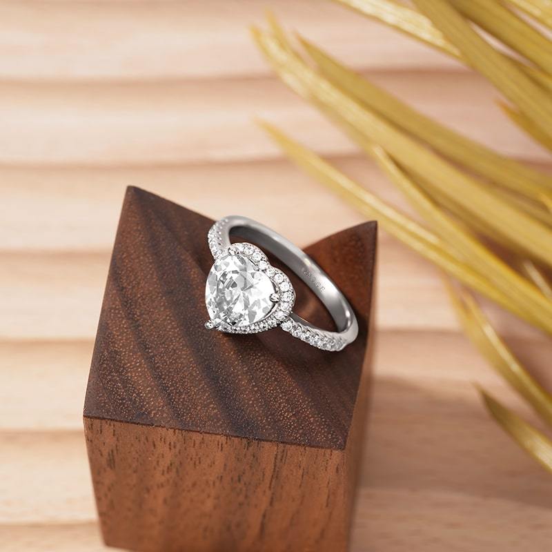 Heart-shaped Engagement Ring image number 1