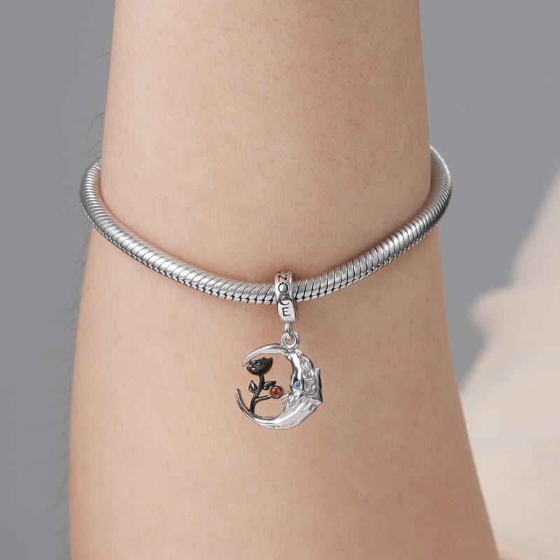 Rose Skull-moon Pendant image number 2